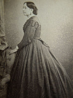Photo CDV  Gondran  Aix En Provence  Femme (profil)  Belle Robe  Sec. Emp. 1866 - L681A - Anciennes (Av. 1900)