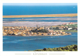 11 - Gruissan - Vue Sur Le Vieux Village Dominé Par La Légendaire Tour De Barberousse - En Arrière Plan, Les Salins - Autres & Non Classés