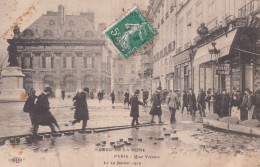 CRUE DE LA SEINE QUAI VOLTAIRE LE 29 JANVIER 1910 - De Overstroming Van 1910