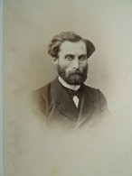 Photo CDV L. Pierson à Paris - Homme Au Visage émacié, Portrait Nuage, Second Empire Ca 1865 L681A - Anciennes (Av. 1900)