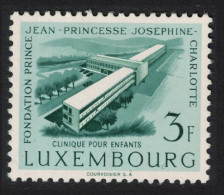 Luxembourg Children's Clinic Project 1957 MH SG#624 MI#570 Sc#327 - Neufs