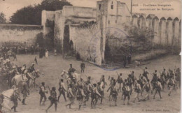 MAROC  -  SALE  -  Tirailleurs Sénégalais Contournant Les Remparts  - - Altri & Non Classificati