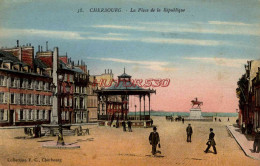 CPA CHERBOURG - LA PLACE DE LA REPUBLIQUE - Cherbourg