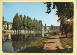 77. MELUN – Les Rives De La Seine (voir Scan Recto/verso) - Melun