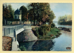 77. MELUN – Embouchure De ''L'Almont'' Sur La Seine / Le Nouveau Pont Et La Promenade De Vaux (voir Scan Recto/verso) - Melun
