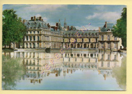 77. FONTAINEBLEAU – Le Palais / Bassin Des Carpes (voir Scan Recto/verso) - Fontainebleau