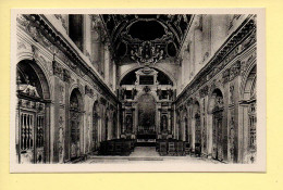77. Château De FONTAINEBLEAU – Chapelle De La Sainte Trinité (voir Scan Recto/verso) - Fontainebleau