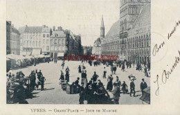 CPA YPRES - BELGIQUE - GRAND'PLACE - JOUR DE MARCHE - Ieper