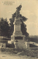 - Haute Vienne -ref-A579- Linards- Monument Aux Morts De La Grande Guerre - Monuments Morts Guerre 1914-18 - - Autres & Non Classés