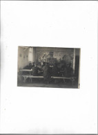 Carte Postale Photo Ancienne  Militaires étudiant Devant Un Tableau Noir - Characters