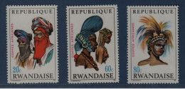 Rwanda, *, Yv 301, 303, 304, Mi 327A, 329A, 330A, SG 297, 299, 300, Coiffes, - Ungebraucht