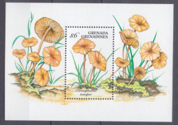 Grenada Grenadines - 1994 - Plants: Mushrooms - Yv Bf 300 - Mushrooms