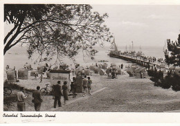 Timmendorfer Strand Mit Vielen Leuten Gl1954 #C4121 - Autres & Non Classés