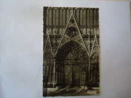 FRANCE   POSTCARDS  NOTRE DAME  FREE AND COMBINED   SHIPPING FOR MORE ITEMS - Autres & Non Classés