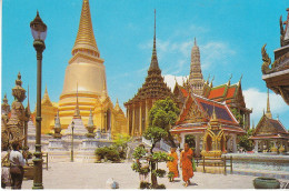 THA Bangkok The Golden Pagoda In The Emerald Buddha Temple Glum 1975? #C7723 - Autres & Non Classés