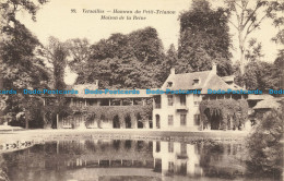 R630009 Versailles. Hameau D Petit Trianon. Maison De La Reine - World