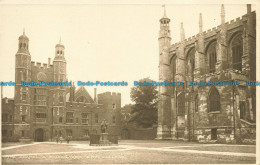 R630047 Eton College. The Chapel And Schoolyard - World
