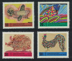 Berlin Child Welfare Children's Drawings 4v 1971 MNH SG#B387-B390 - Unused Stamps