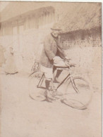 Photo 1902 Près LA CHOUQUE (Caumont, Saint-Ouen-de-Thouberville) - Excursion En Vélo,cyclisme, Cycliste (A256) - Autres & Non Classés