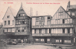 51 - REIMS - Vieilles Maisons De La Place Des Marchés - Reims