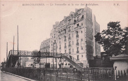 92 - BOIS COLOMBES - La Passerelle Et La Rue Des Aubépines - Otros & Sin Clasificación