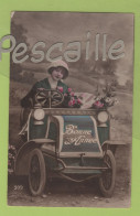 AUTOMOBILE - CP COLORISEE FEMME DANS UNE VOITURE ANCIENNE - BONNE ANNEE - N° 209 SANS NOM D'EDITEUR - CIRCULEE EN 1914 - Passenger Cars