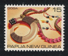 Papua NG Doga Chest Ornament Shells Pearls Traditional Currency 15c 1979 MNH SG#368 MI#368 Sc#500 - Papouasie-Nouvelle-Guinée
