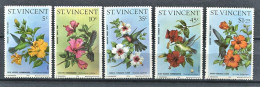 101 SAINT VINCENT 1976 - Yvert 444/48 - Oiseau Hibiscus - Neuf **(MNH) Sans Charniere - St.Vincent (...-1979)