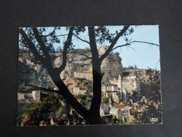 ROCAMADOUR - LOT - LIEU DE PELERINAGE LES SANCTUAIRES ET LE CHATEAU - Rocamadour