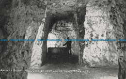 R630663 Chislehurst Caves. Ancient British Well. Interior Workings. E. Holoran. - World