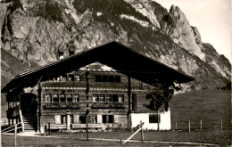 Kandersteg, Das Rüedihaus (6457) - Kandersteg