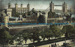 R630291 London. The Tower And Tower Bridge. P. P - Other & Unclassified