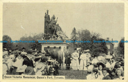R630386 Toronto. Queen Victoria Monument. Queen Park. H. C. L. Living Picture Se - Monde