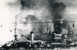 Desastre Naval Francais Mers El Kebir WWII Provence Strasbourg Bretagne En Feu Ancienne Photo 1940 - Guerra, Militari