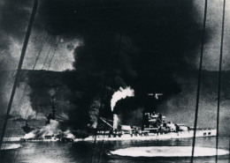 Desastre Naval Francais Mers El Kebir WWII Le Bretagne En Feu Ancienne Photo 1940 #1 - Guerre, Militaire