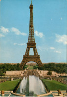 PARIS - La Tour Eiffel Et Les Fontaines De Chaillot - Eiffeltoren