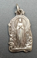 Pendentif Médaille Religieuse Début XXe "Notre-Dame De Lourdes" Religious Medal - Religion & Esotérisme