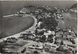 CAVALAIRE SUR MER - Vue Générale Aérienne - La Plage Et Les Villas - Cavalaire-sur-Mer