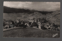 CPSM Dentelée - 38 - Méaudre - Vue Générale - Non Circulée - Autres & Non Classés