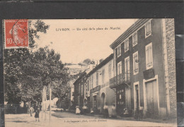 26 - LIVRON - Un Côté De La Place Du Marché - Livron