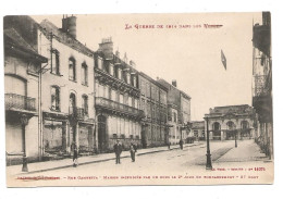 CPA  88  SAINT DIE (Vosges) Rue Gambetta Maison Incendiée Par Un Obus Guerre De 1914 écrite    ( 1895) - Saint Die