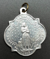 Pendentif Médaille Religieuse "Jeanne D'Arc Béatifiée Le 18 Avril 1909" Religious Medal - Religion & Esotérisme
