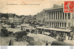 HAZEBROUCK GRAND'PLACE UN JOUR DE MARCHE - Hazebrouck