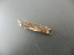 Old Wooden Badge To Be Identified - Unclassified