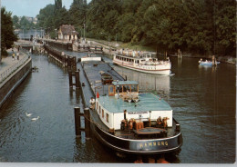 BINNENSCHIFFE - HAVEL, Frachtschiff "MARIENBURG" / Hamburg An Der Spandauer Schleuse - Paquebots