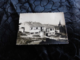 P-1056 , Photo,  Messein, Vue Des Maisons Et Le Clocher, 1963 - Plaatsen