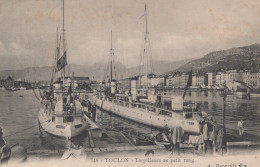 83 / TOULON / TORPILLEURS AU PETIT RANG - Toulon