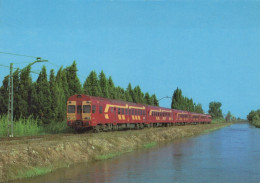 ZUG Schienenverkehr Eisenbahnen Vintage Ansichtskarte Postkarte CPSM #PAA692.DE - Trains