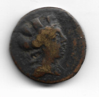 PHENICIE - DRACHME EN BRONZE D'ARADOS (130 Av. J.-C.) - Griechische Münzen