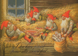 Bonne Année Noël GNOME Vintage Carte Postale CPSM #PBA680.FR - Nieuwjaar